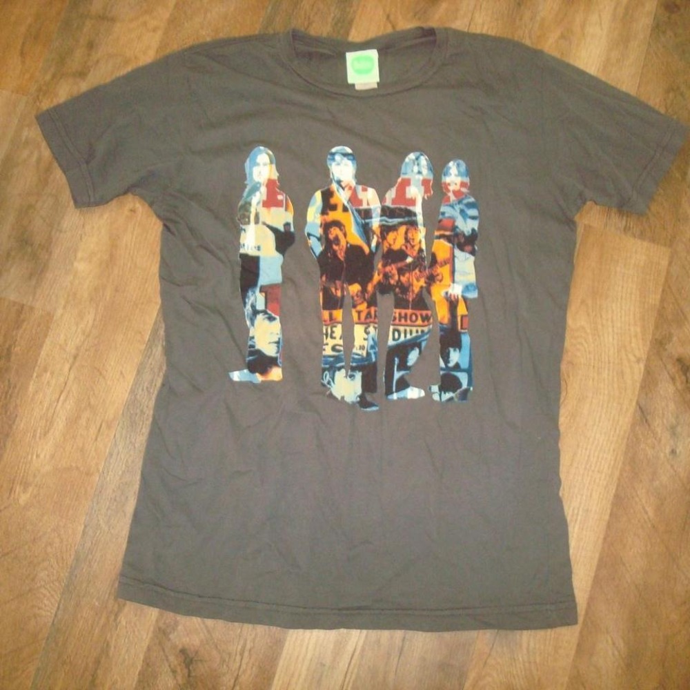 THE BEATLES VINTAGE SHIRT 2005 Y2K